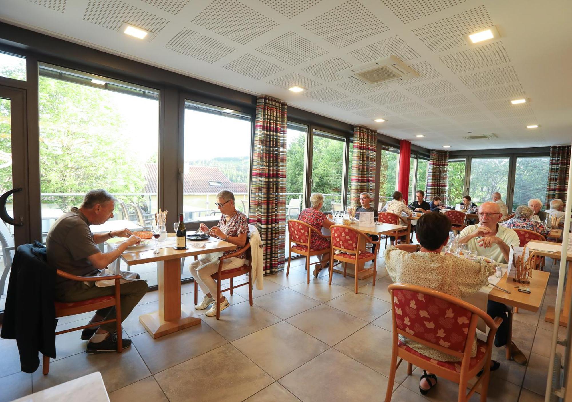 Logis Hotel Spa Restaurant Le Provence Lanarce المظهر الخارجي الصورة