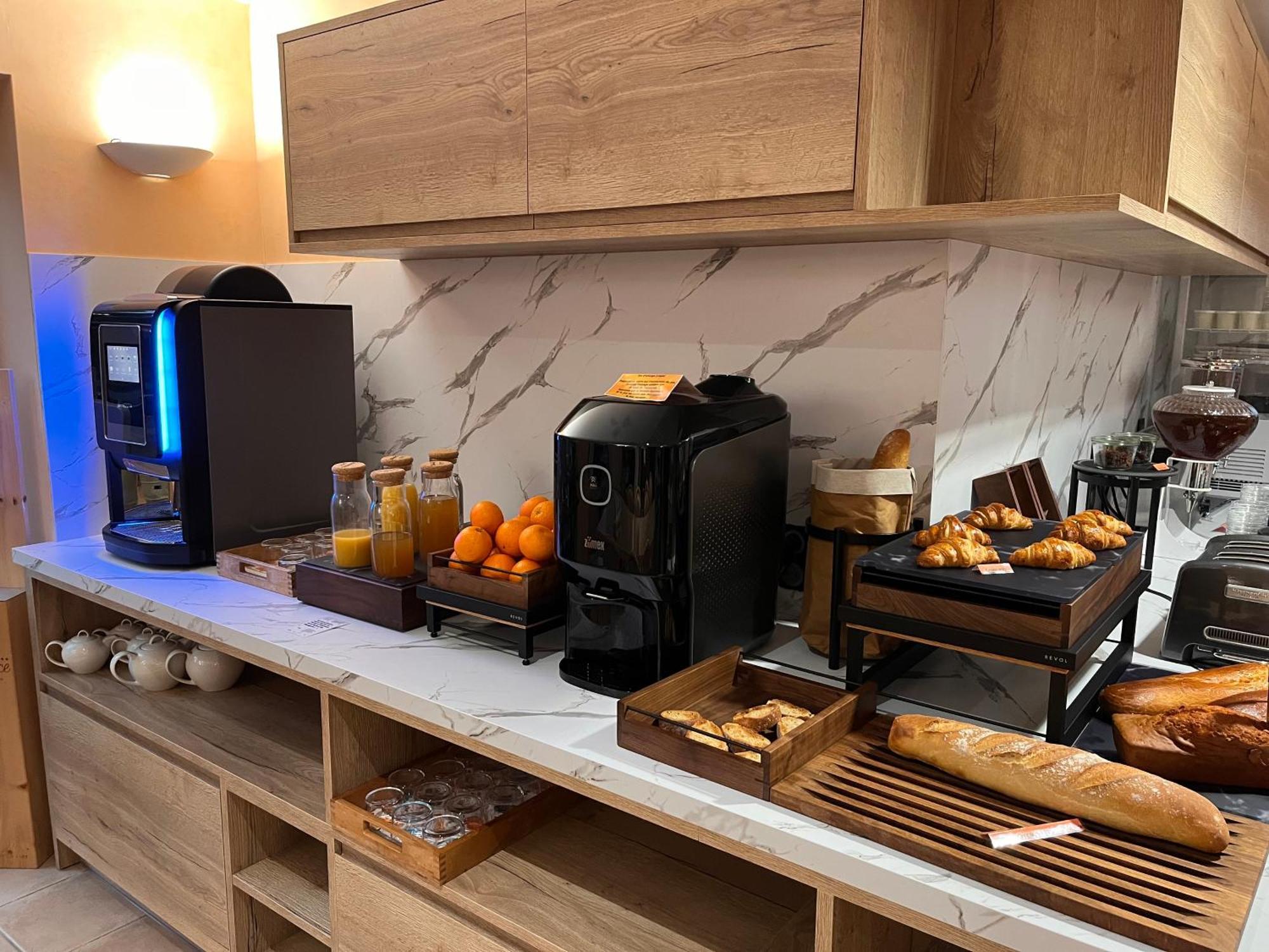 Logis Hotel Spa Restaurant Le Provence Lanarce المظهر الخارجي الصورة